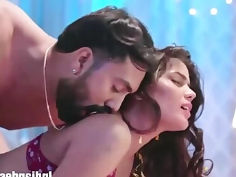 Desi Bhabhi gets her booty pounded in homemade Indian xxx flick