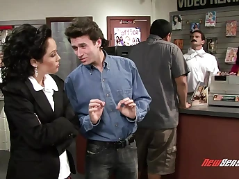 London, Evan Stone, Sadie West, Kristina, Sasha, and Ashlynn Brooke in a mischievous parody of Seinfeld - Part 1