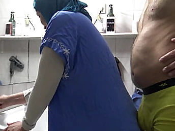 Stepmommysusan gets her hijab torn off while getting plowed by a German perverted stud