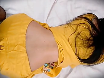 Desi bhabhi Indian Hancock gets her mature coochie romped by her mischievous spouse