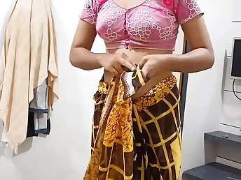 Indian nubile gets her beefstick-wringing pussy screwed rock-rock-hard by her Indian boyfriend in a red-hot hard-core session