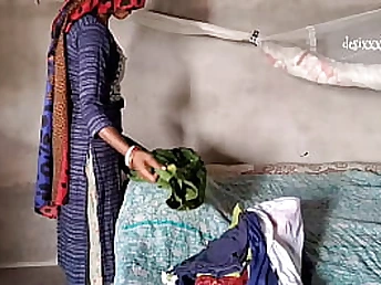 Desi Top A1 inhales & gets creampied in doggy-style with super-fucking-hot Hindi audio