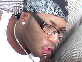 Step-mother Klauz Mainwart gets their way chinese slit boinked by a dark-skinned circles in pantyhose