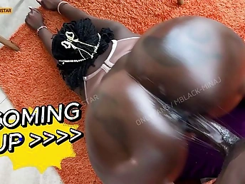 Watch Mombasapornstar's wet ebony pussy get destroyed apart from a gym instructor's jizz peep