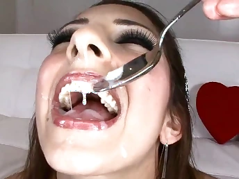 Amateur anal fucking and jizm eating