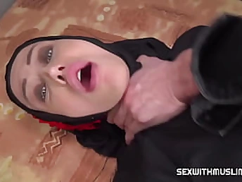 Caught hijab-dressed in COUGAR providing blow-job in Arab porno movie