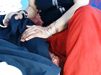 Hot Indian amateur Netu Rani gets her tight ass drilled about burnish apply back of burnish apply the Bourse