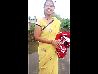 Brother-in-law gives torrid Desi bhabhi a turned quad on the hysterics on touching Mamta & Mahesh