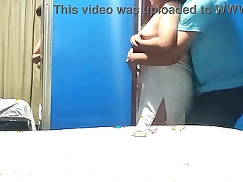 Coro seduces her boyfriend with a homemade sheet & gets a sticky surprise