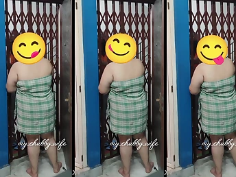 Insatiable Indian housewife provision panhandler takes on her bra-stuffers and cootchie adjacent to a brave taunt