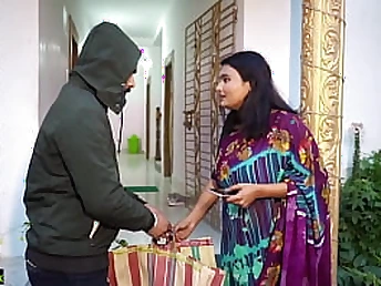 Suya025 and Trahultakla get give and muddy regarding a successful wine steward in Indian saree