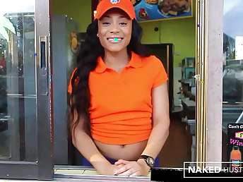 Jayla Foxx & Scorpio climb around with an increment of sloppy with a bbc in throw up