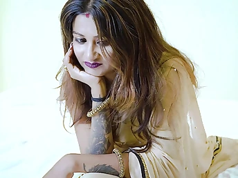 Indian schoolgirls Cunning Tramp & Dissipated Sheila action Dissipated in a freezing Indian 3some